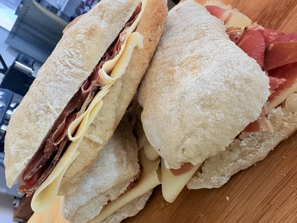 Sándwich ciabatta